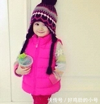  妻子■刘德华5岁女儿近照，妻子朱丽倩现51岁还挺美