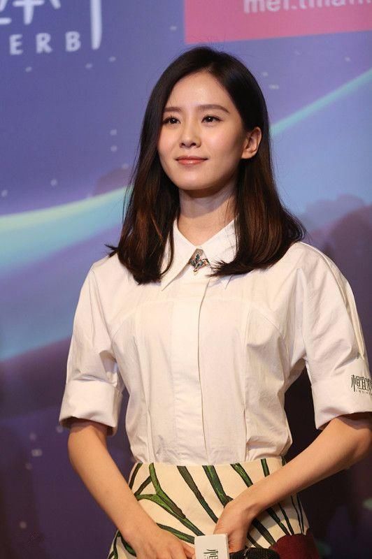 刘诗诗脖子上到底露出了什么痕迹?半个娱乐圈都抓狂了!