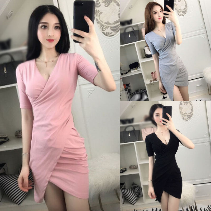 好迷人的“齐 臀裙”!勾勒女人丰腴身形,美得绅士看了也呆眼