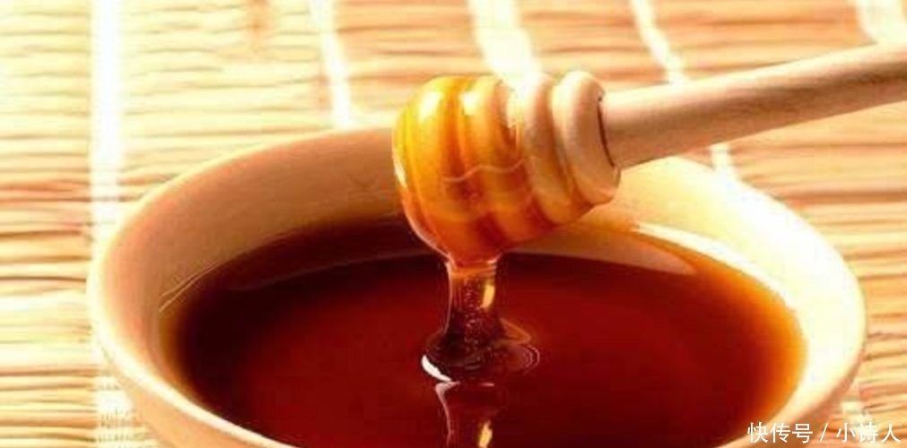  『嫩肤』睡前用红酒加它敷脸，一周使用两三次，一个月淡斑去皱又嫩肤