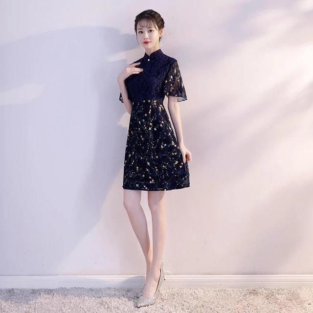 碎花时尚蕾丝旗袍，美得灵动，美得娇贵，美得洋气！