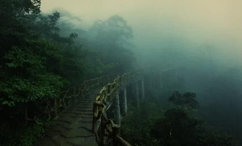 我国“最尴尬”的景区：山这边是5A级，另一边却是4A级