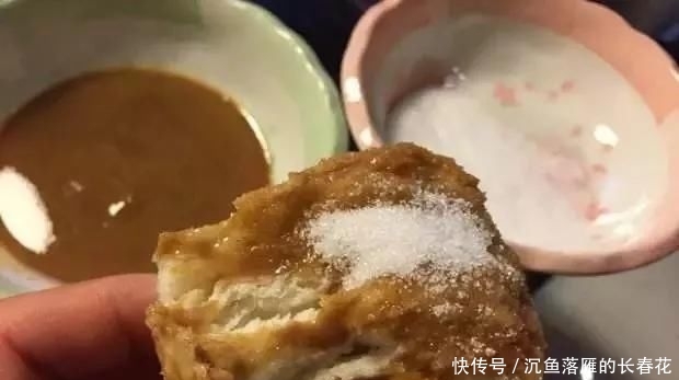 芝麻酱糖饼@北京必吃的19种美食!都吃过的才是地道北京人~