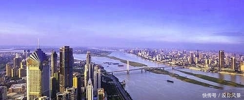  「当中」中国非常“低调”的省会城市，经常被教科书提到，历史文化浓厚！