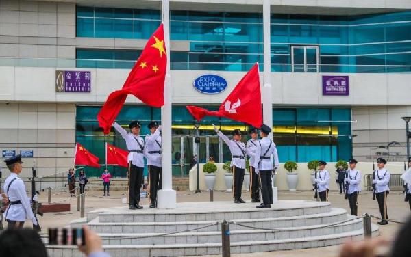  [祖国]2020年第一天的香港紫荆广场