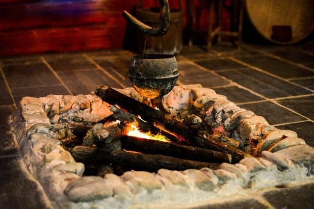  更换|限制煤炭取暖，国家补贴更换天然气，农民却不买账，这是为