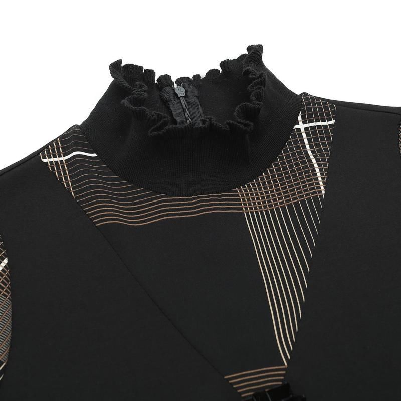 新发现，这“薄”秋裙比旗袍还优雅，衬肤白美嫩，高雅，好开心