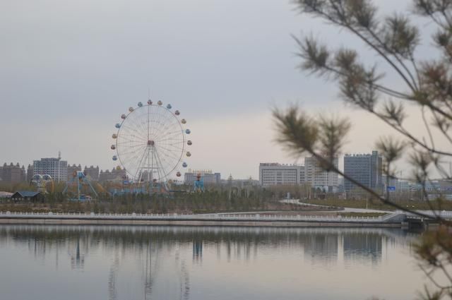  乌兰@康巴什第三天：我到了蒙古象棋广场和乌兰木伦河畔