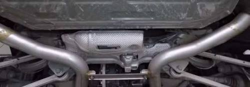 拆开跑了5000公里的凯迪拉克CT6，看完悬架后网友表示：真打脸