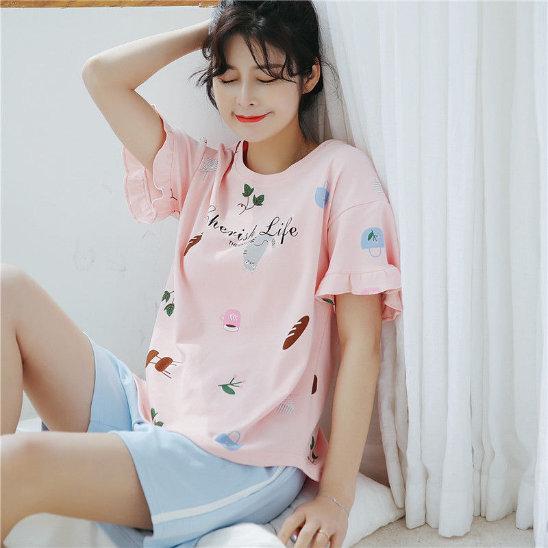 败家媳妇真会穿,这睡衣这么洋气舒适,穿上真的是性感魅力四射