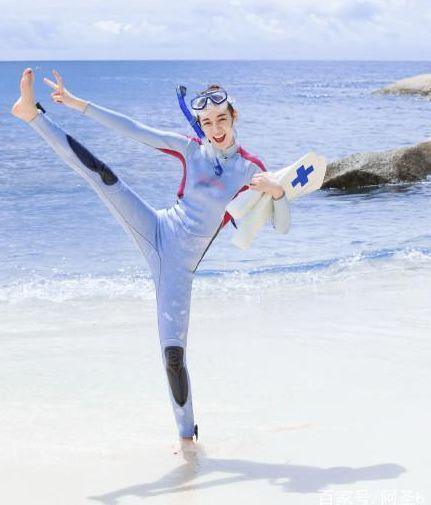 迪丽热巴：无论什么样的衣服都能穿出比卖家秀更高级的感觉！