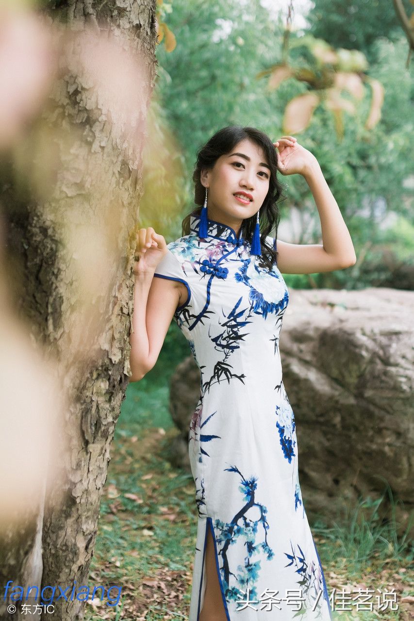 夏季怎样显示你的美，据说只有少部分人可以驾驭的了中国旗袍