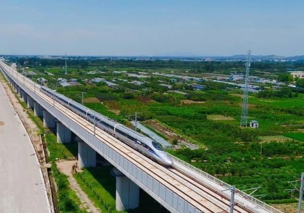  高铁：鲁南高铁通车！26日起，临沂北到青岛北只需105分钟
