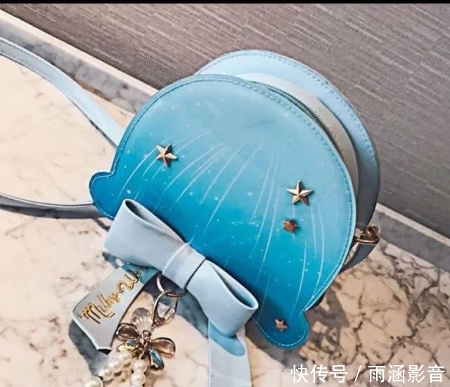 款包包:扔掉那些基础款的包包吧,这些包包才适合你