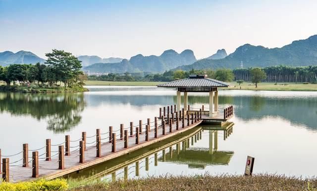 广西有个被人遗忘的画里天堂，就在南宁，峰林奇观让人流连忘返！