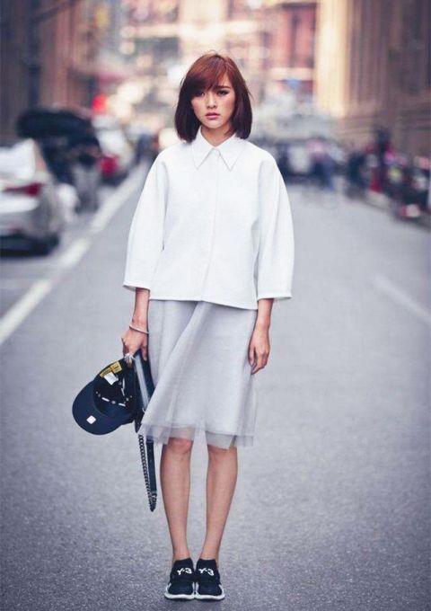  『清爽』T恤+半身裙，清爽又美丽！4种穿法引领夏季魅力，第3种适合微胖女