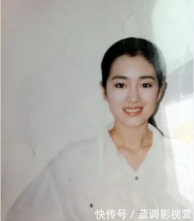 【巩俐】巩俐和张国荣30年前合影曝光,网友:娱乐圈再没有过的惊艳同框