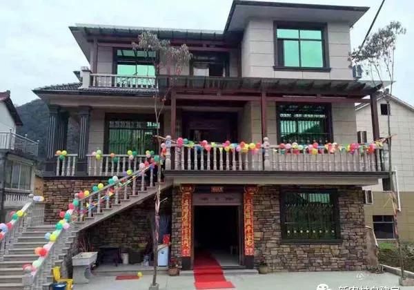  [有钱]7款农村别墅实拍, 第4款像宫殿, 有钱真的可以为所欲为