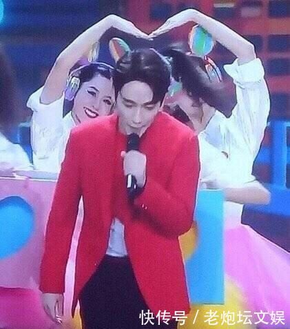 谢娜春节小品歌曲