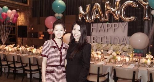  「以选择」26岁章泽天就是会穿！亮片外套搭配牛仔裤减龄时髦，秒变高校生