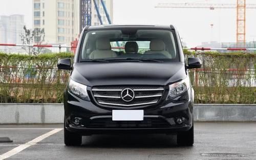 「宫殿」你想要的“面包车”基本都在这,其中1款配冰箱彩电,像移动宫殿
