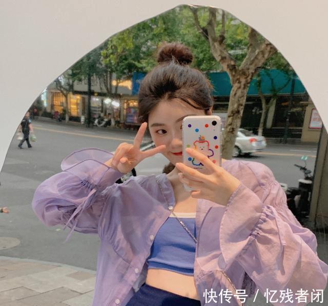  简直@浪漫优雅的紫色系穿搭，简直是早春标配，教你穿出温柔的味道！