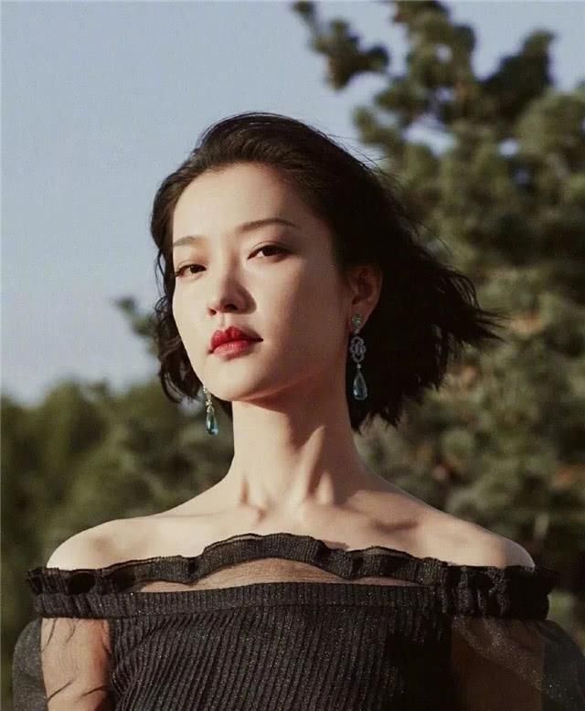  『女生』脸上有这3个特征的女生，属于难得的“高级脸”，中1个颜值都不低