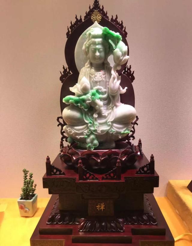  [作品]玉雕大师——王辉