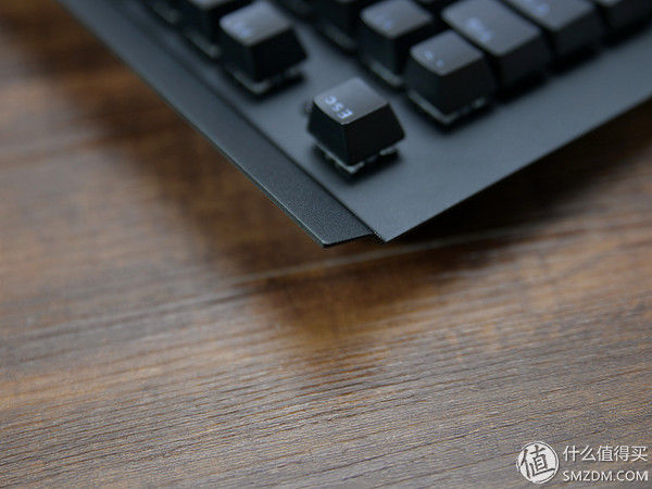键盘脏了怎么办?拿去冲冲水!RAPOO 雷柏 V750防水背光机械键盘体验