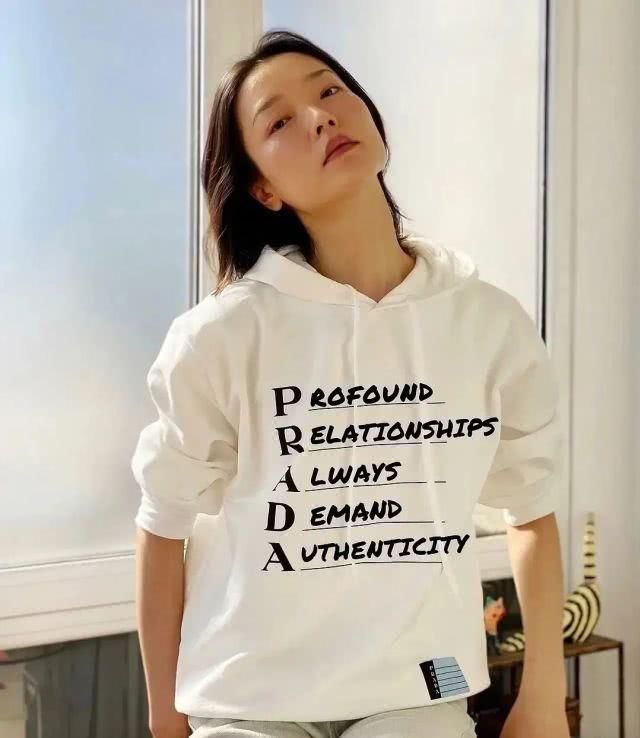  【卫衣】卫衣都有，但是如何穿出高级感你得知道这3点