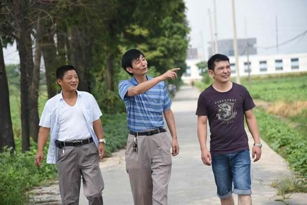 村干部的好消息！有“4件喜事”来了，村干部将迎来黄金发展期