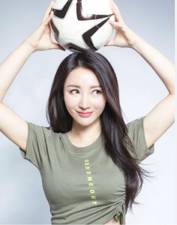 女生的标准体重表，106斤女神柳岩S身材迷倒大片宅男