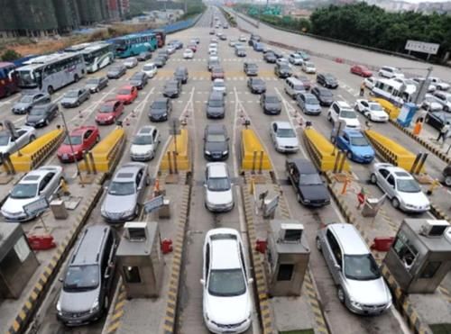  [高速]中国到处是收费站，为何每天都在亏损？看完知道国家的用