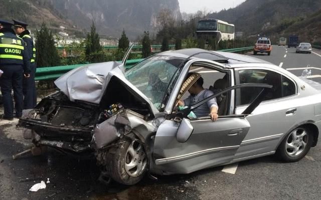 这5个汽车谎言骗了国人20年，交警好心说出实情，车主：被坑惨了