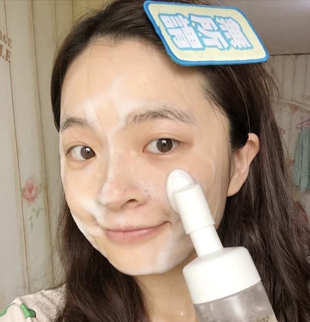  『轻松』黑头顽固不好去除？掌握正确去黑头方法，轻松甩开“酒糟鼻”