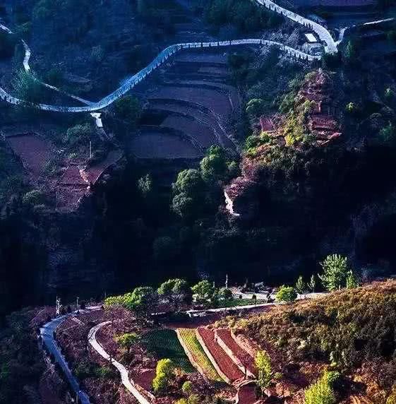 中国突然发现一井底村，村民隔绝外界几千年，太震撼了！