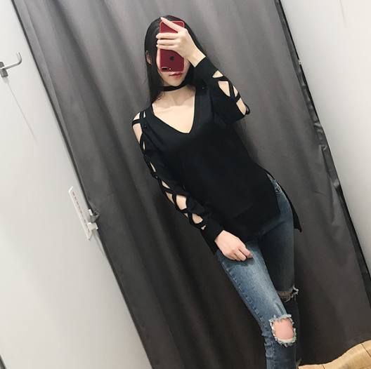 迷人的紧身牛仔裤，彰显完美身材，魅力十足！