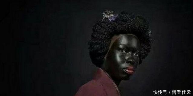 当日本的和服，被非洲女人穿上之后，中国小伙表示“眼前一黑”