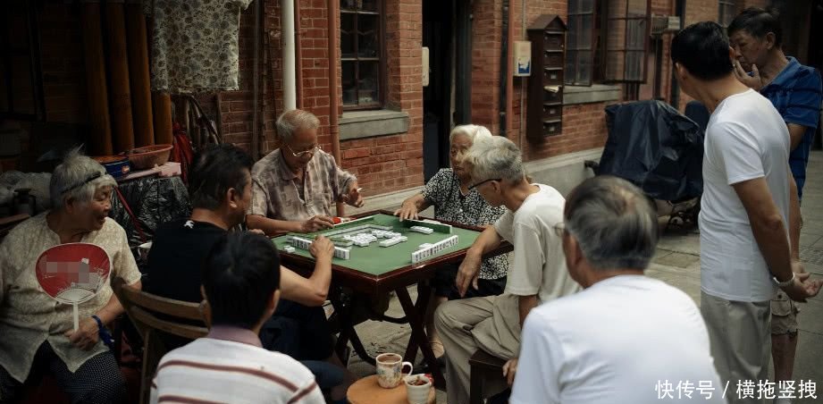 最不爱说“普通话”的四大城市，买菜都说方言