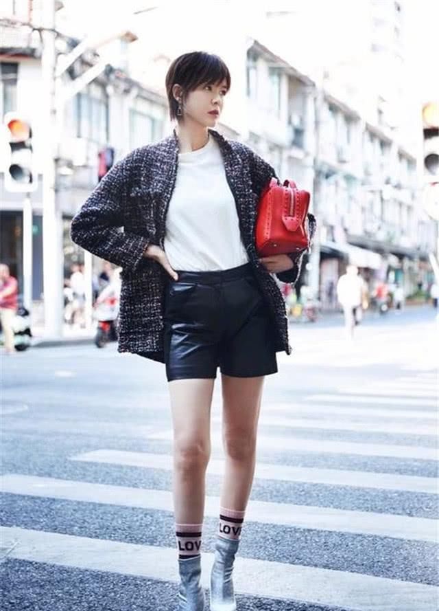  『过时』西装已经过时了，今年流行的是这款小洋装，优雅大气又时髦