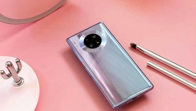  『SE2』华为Mate30和iPhone SE2差价不到100，其实不难选！