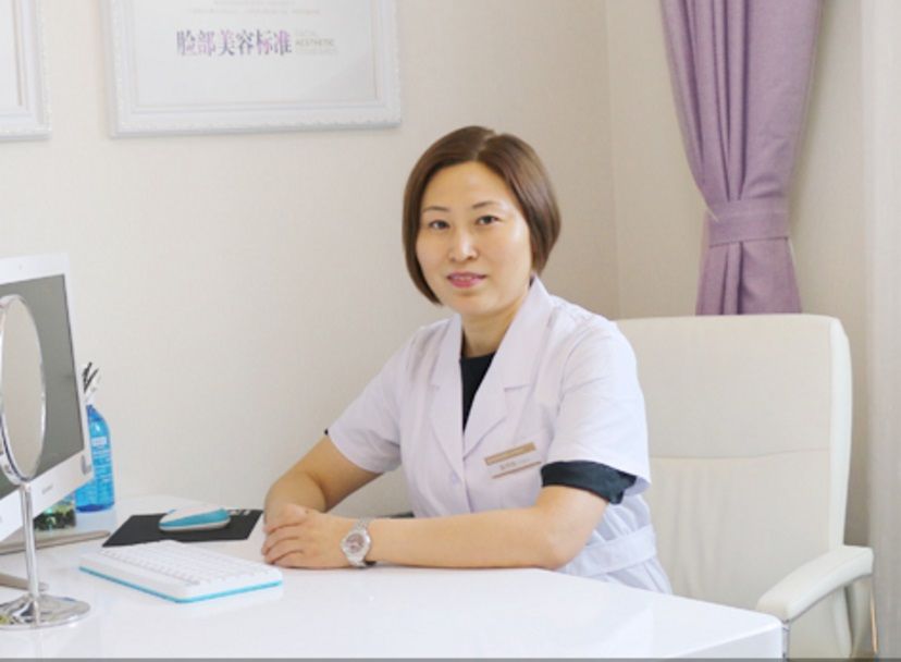 高龄皮肤主任告诉我:药店常见的药膏、用上3天，皱纹眼袋全消失