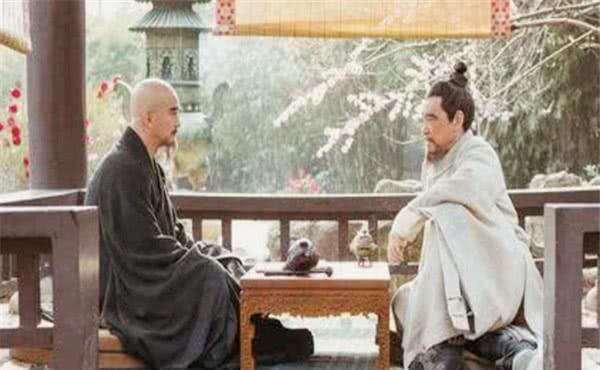  『辅佐朱』朱棣送得道高僧姚广孝一群婢女，他为什么到寺院去睡？22年之后发觉真高超