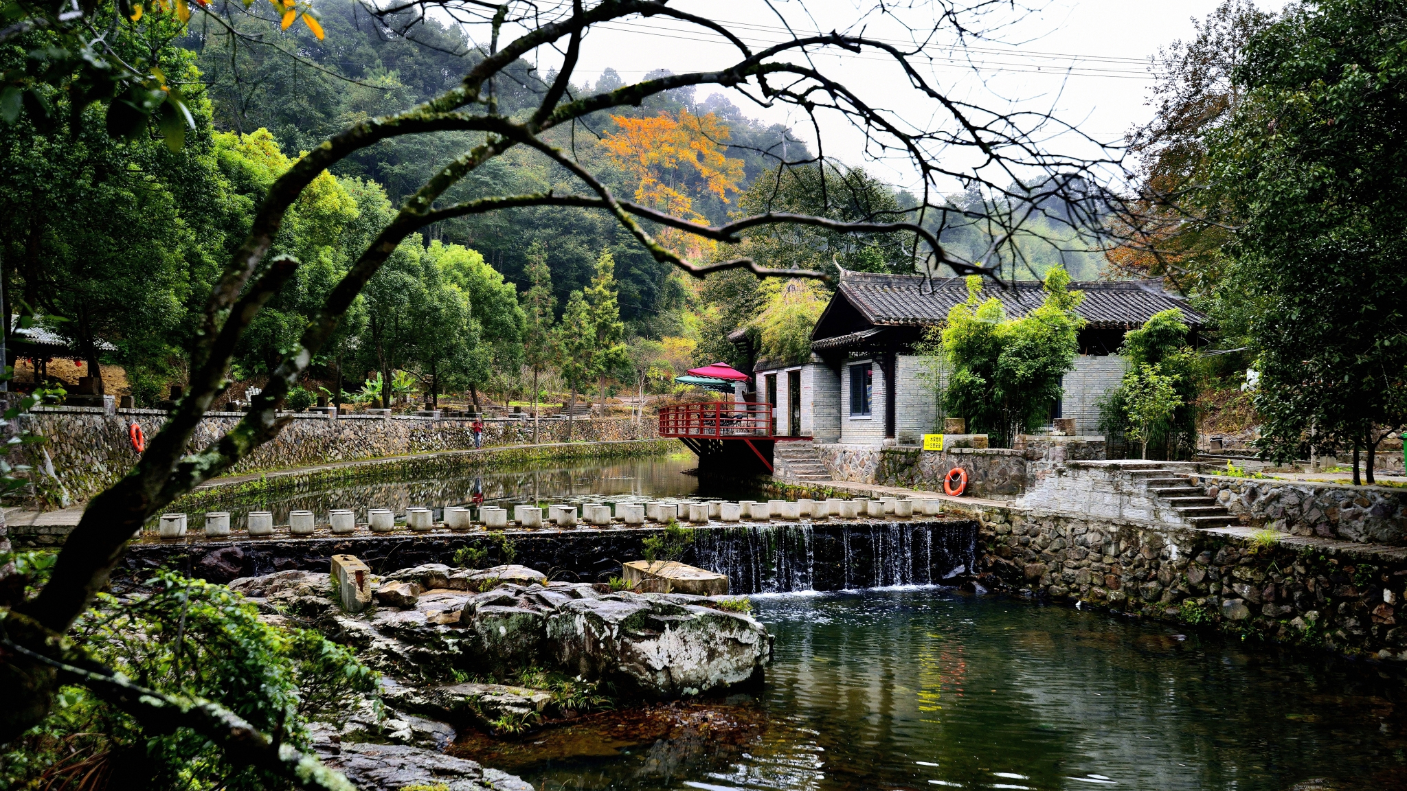 福建深山藏有一处神奇洞穴，竟有三位皇帝来此避难，全国少有