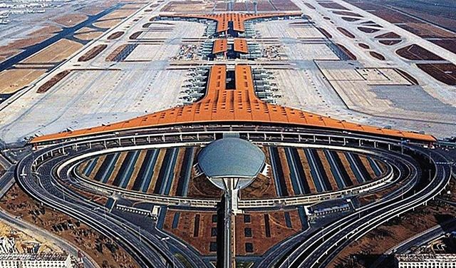 中国客流量最大的10座机场，第1名是第10名的2.6倍，附带城市排名