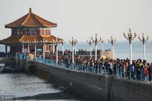 带了三千块钱去青岛，计划5天玩遍青岛，结果第三天就彻底穷了