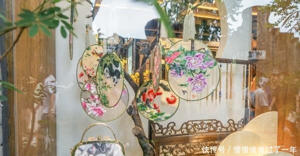 「当仁不让」成都美食数不尽,这两家当仁不让成为头牌