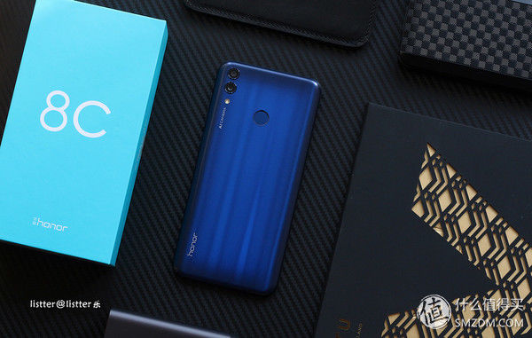数码测评 篇二:1099元的手机，一篇原创的荣耀畅玩8C蓝色版图赏，好不好看?