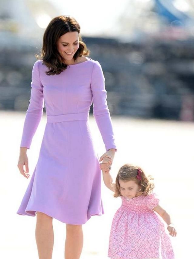 暖心的画面让人心碎！凯特王妃和夏洛特公主美好的每一个瞬间