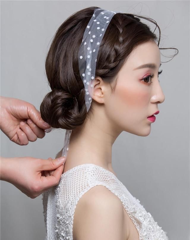  「好看」小姐姐教大家盘发教程,方便快捷还好看